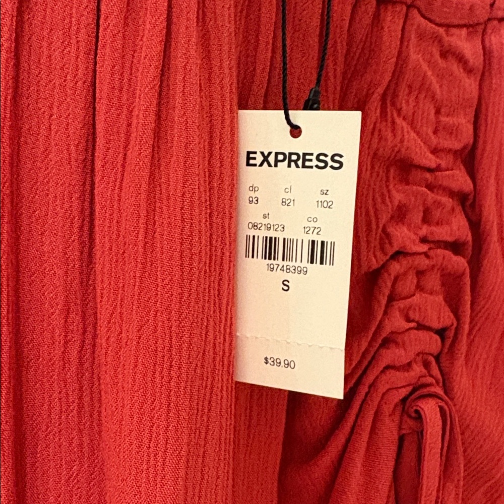 Express Red Ruched Skirt - Picture 4 of 6